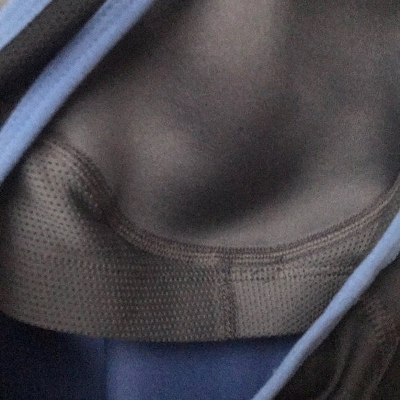 NWOT Nike Sport Tank with built in bra SzMED - Picture 6 of 8